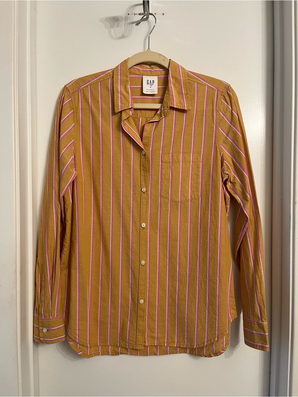 GAP Women’s  Orange and Pink Stripe Button-Up Classic Shirt